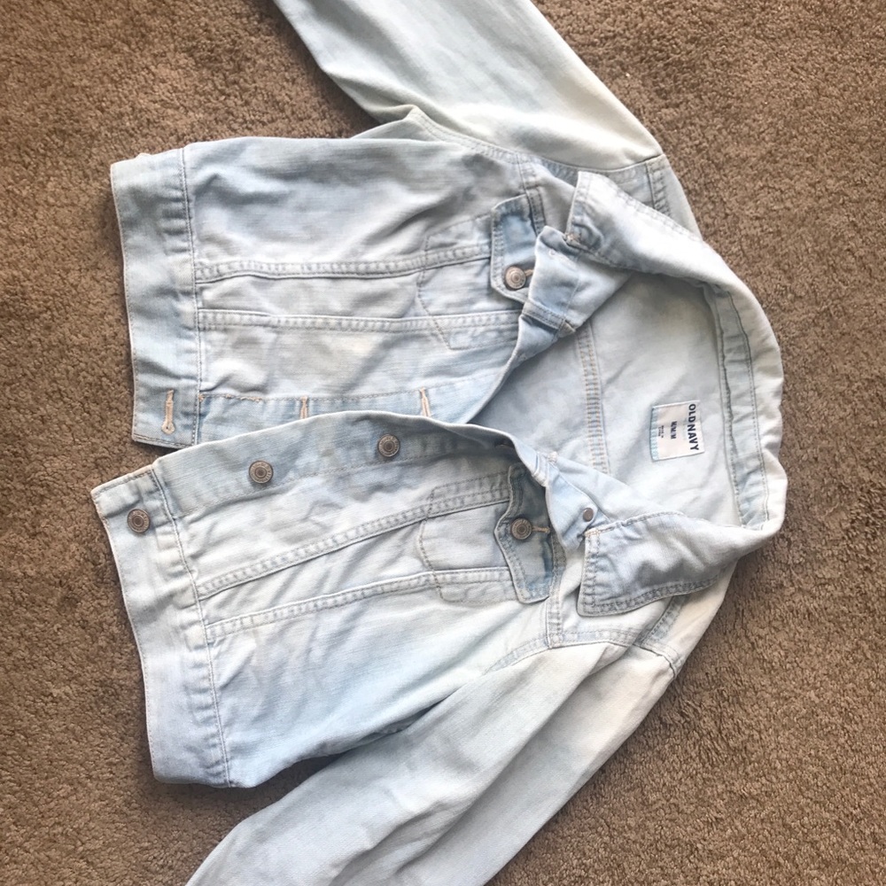 Light wash jean jacket